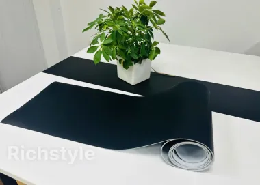 Sàn cuộn đen/ trắng